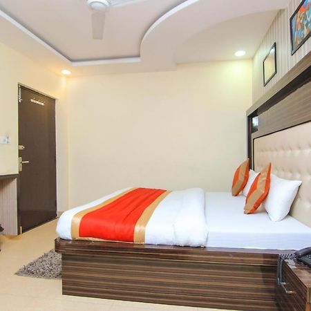Oyo 8883 Hotel Comfort Zone Lucknow Exterior photo